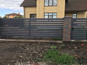 Забор жалюзи 72 метра фото в Фосфоритном