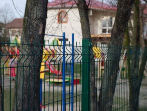 3D заборы для детского сада 12 метров фото в Фосфоритном
