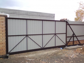 Ворота откатные с ручным управлением - пример 12 фото в Фосфоритном
